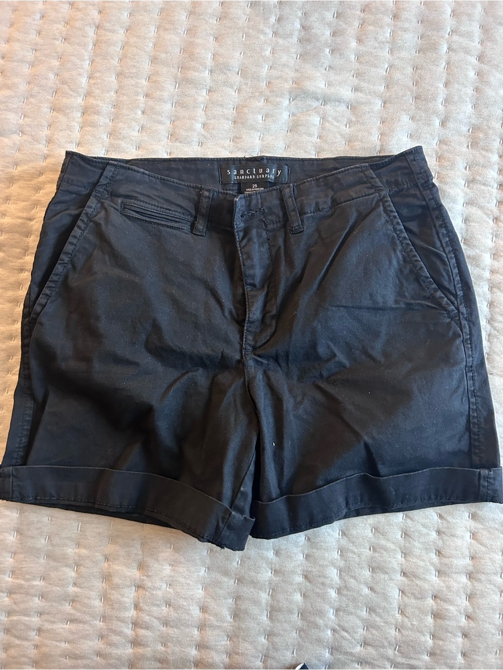Sanctuary Black Rolled-Hem Casual Shorts